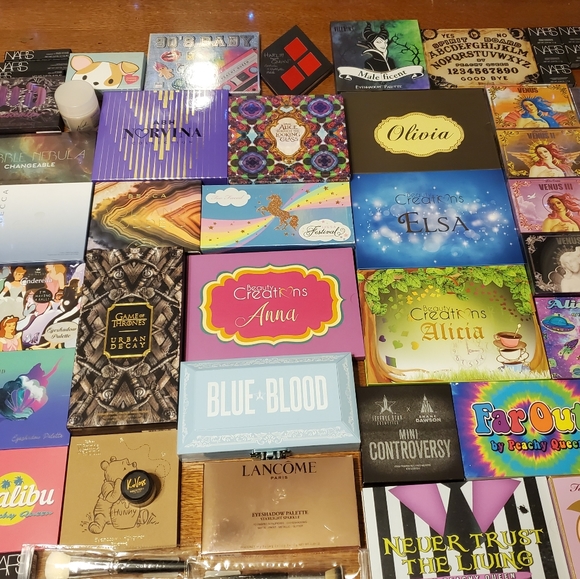 Makeup Bundle 2x Value - Picture 7 of 7